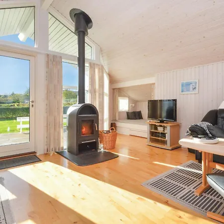 Hébergement de vacances Three-bedroom In Hejls